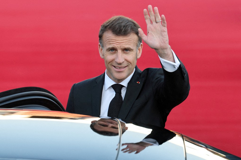 French President Emmanuel Macron leaves Seoul Air Base in Seongnam, South Korea on Thursday. Photo: via Reuters