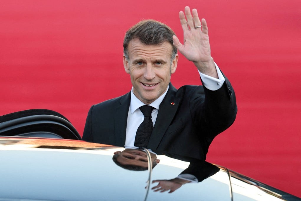 French President Emmanuel Macron leaves Seoul Air Base in Seongnam, South Korea on Thursday. Photo: via Reuters