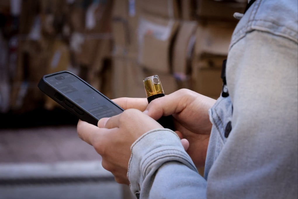 Officers will conduct enforcement in plain clothes against the use of e-cigarettes in public. Photo: Nora Tam