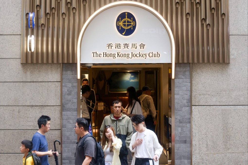 The outlet on Stanley Street is considered one of the luckiest by Mark Six players. Photo: Jonathan Wong