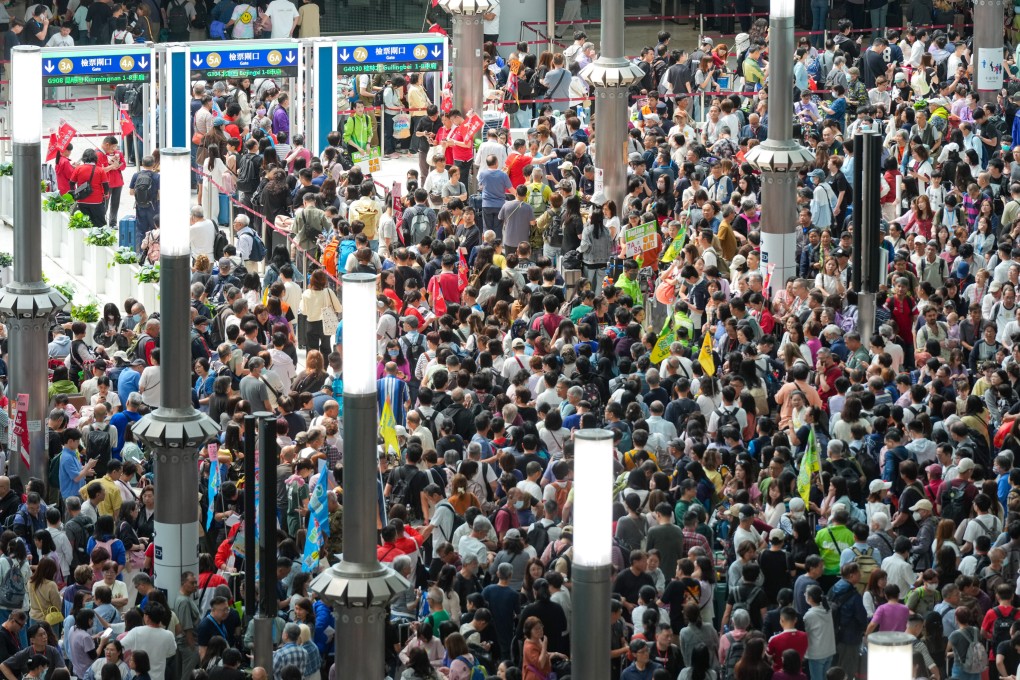 Crowds at the West Kowloon high-speed rail terminus on Friday. Photo: Jelly Tse