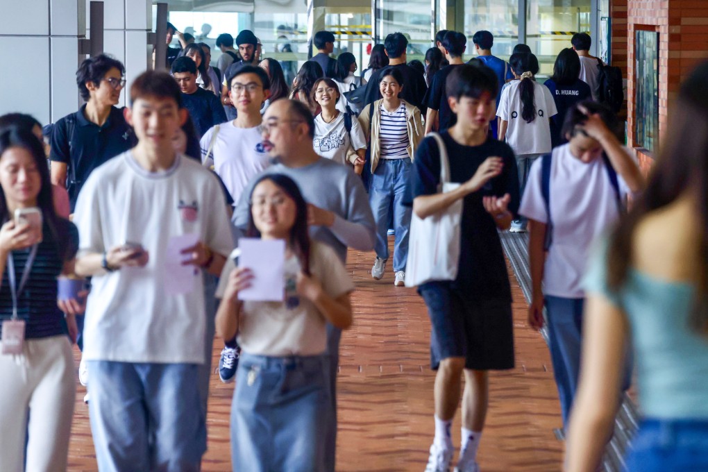 Police have advised students to verify job offers directly with companies. Photo: Jonathan Wong