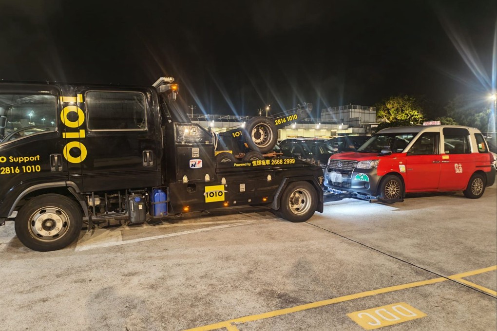 Hong Kong police have arrested a 31-year-old taxi driver who demanded a “highway toll” of about HK$85 from officers posing as passengers. Photo: Handout