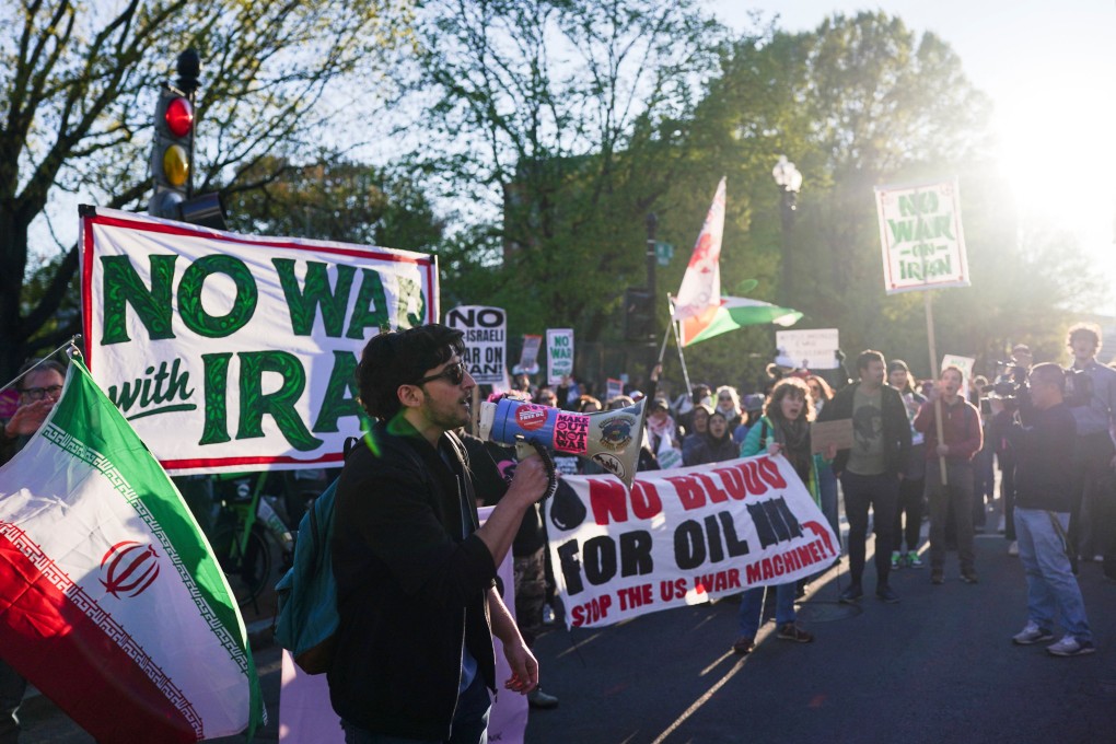 Demonstrators against military action in Iran after US President Donald Trump said he had agreed to a two-week ceasefire with Iran, outside the White House in Washington on April 7. Photo: Reuters