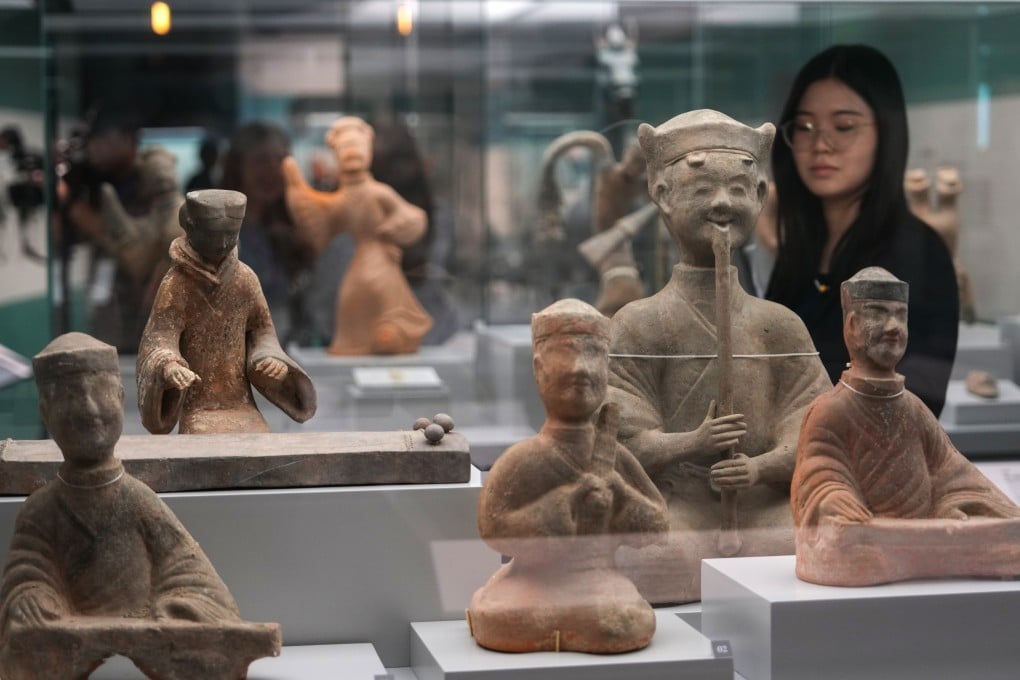 Han dynasty pottery at “The Majestic Han: A Golden Age of Vigour and Cultural Integration” exhibition at the Hong Kong Heritage Discovery Centre in Tsim Sha Tsui. Photo: Sam Tsang