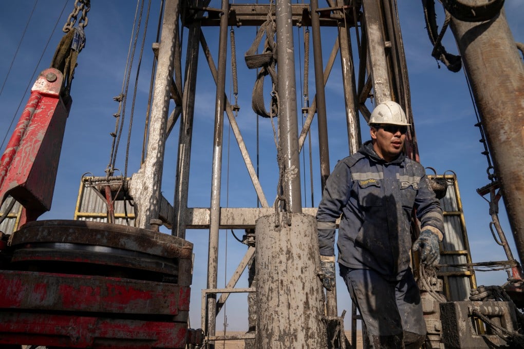 An oil and gas industry worker operates a drilling rig at the Zhetybay field in Kazakhstan’s Mangystau region, on November 13, 2023. Photo: Reuters