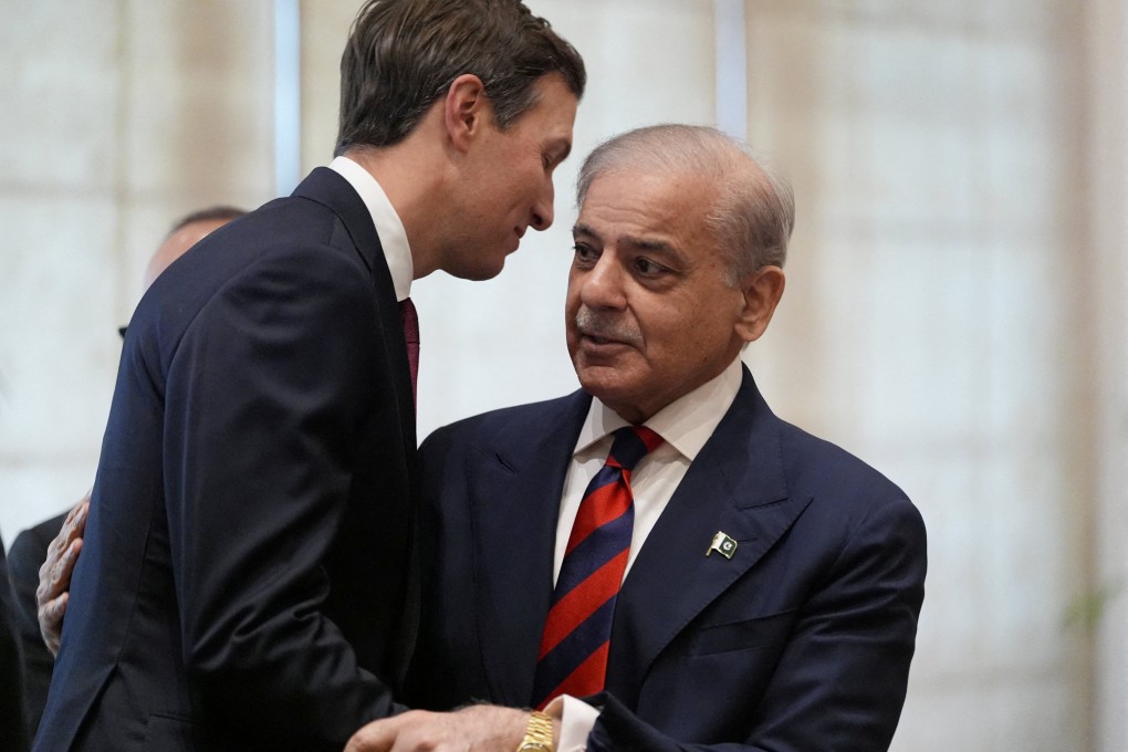 US negotiator Jared Kushner, left, and Pakistan’s Prime Minister Shehbaz Sharif in Islamabad, Pakistan, on Saturday. Photo: Reuters