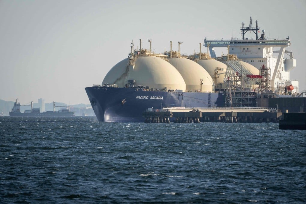 An LNG tanker is moored in Kawasaki, Kanagawa prefecture, Japan, on April 8, 2026. Photo: AFP