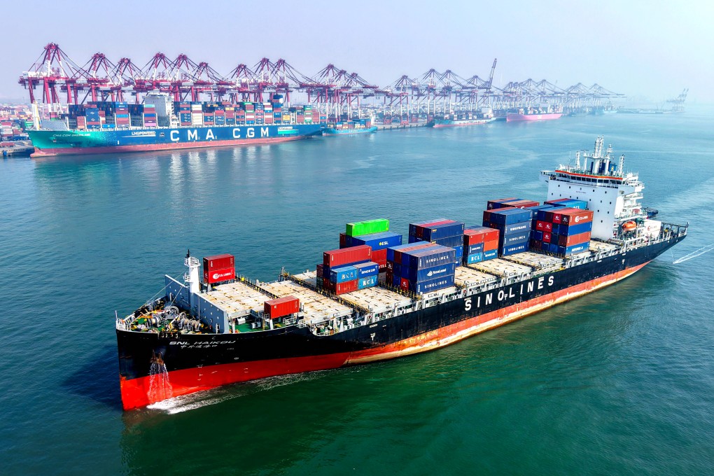 A container ship arrives at the Qingdao Port in Shandong province. The port opened seven new container shipping routes in the first quarter of this year. Photo: Xinhua