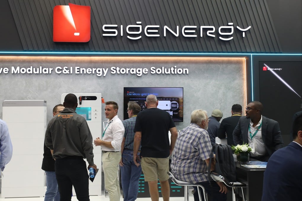 Visitors learn about products at the booth of Sigenergy Technology during the Solar and Storage Live Africa 2026 in Johannesburg, South Africa, on March 25, 2026. Photo: Xinhua