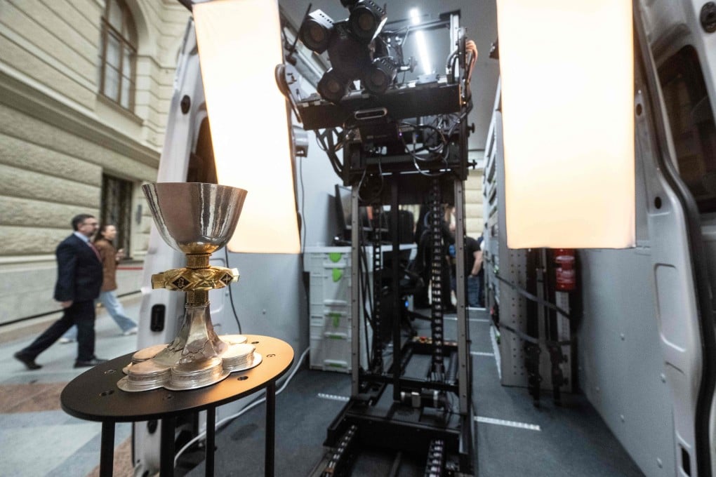 A Ukrainian artifact is 3D scanned in The Archa III (Ark Project) truck on March 24 in Prague, Czech Republic.Prague’s National Museum will send the truck with equipment  across Ukraine to help preserve the country’s cultural heritage. Photo: AFP