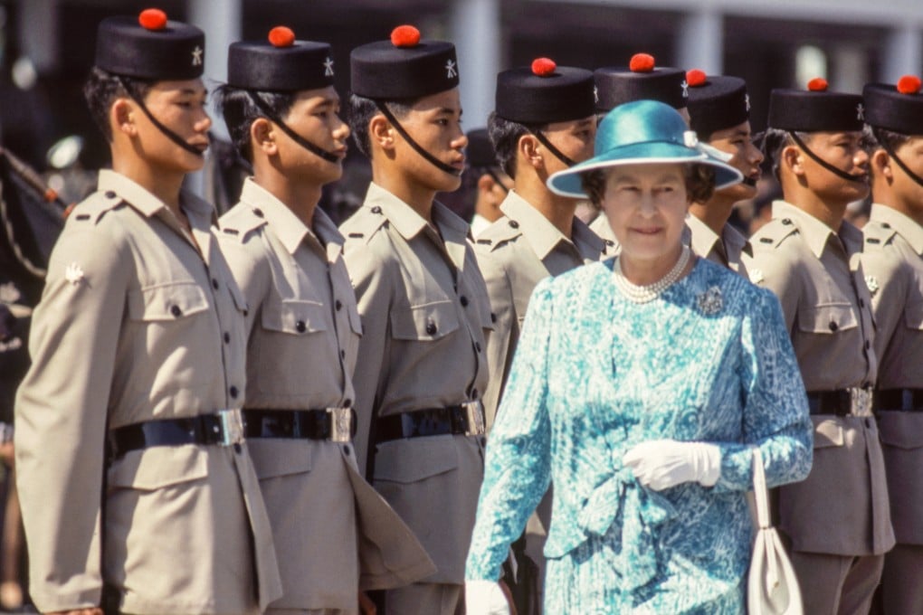 Queen Elizabeth II inspects the Royal Gurkha Rifles in Central during her second visit to Hong Kong on October 21, 1986. File photo: Howard Walker