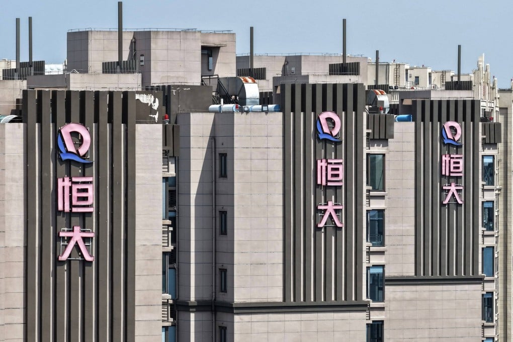 Evergrande Group logos are seen on apartment buildings in Nanjing, China’s eastern Jiangsu province on August 25, 2025. Photo: AFP