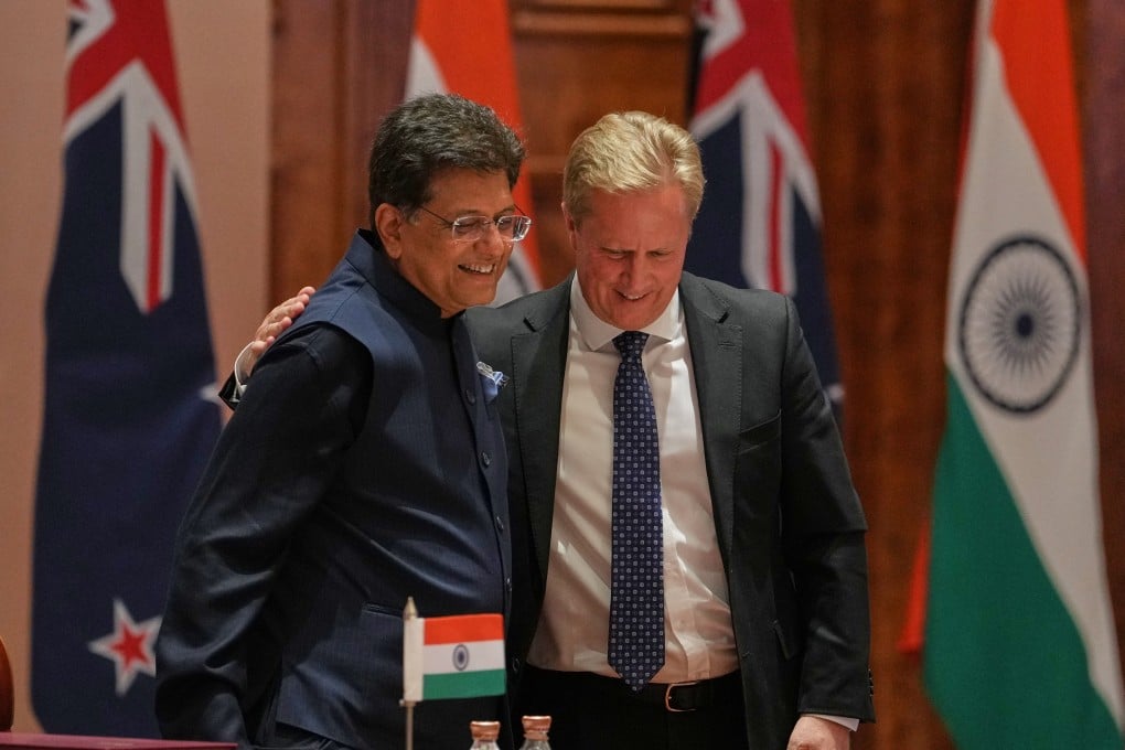 New Zealand Trade Minister Todd McClay (right) and Indian Commerce Minister Piyush Goyal after they signed documents on a free-trade agreement in New Delhi on Monday. Photo: AP