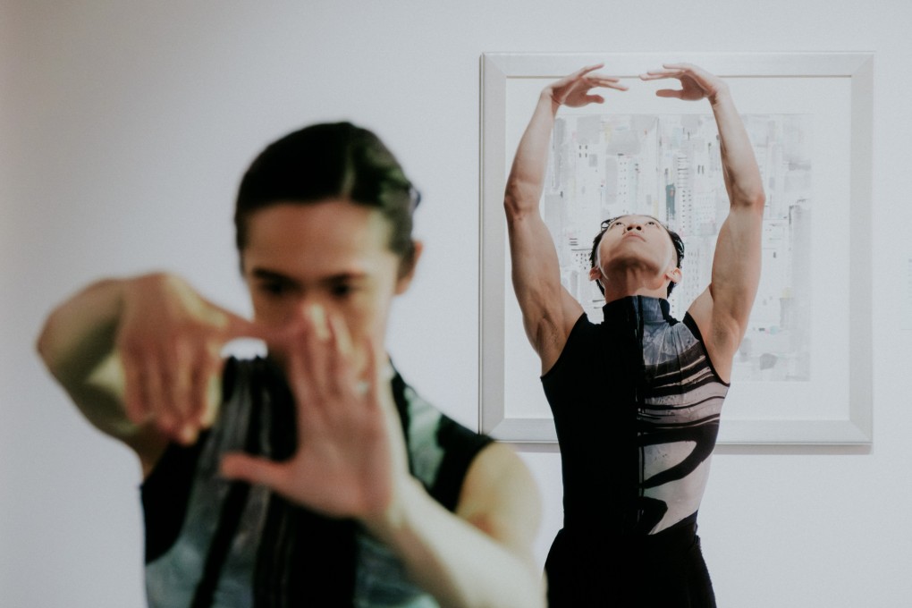 “Grand Dance Poem In Between – Wu Guanzhong’s Ink Odyssey” from the Hong Kong Dance Company  reimagines Chinese artist Wu Guanzhong’s famous dots, lines and planes as dynamic movement. Photo: HKDance