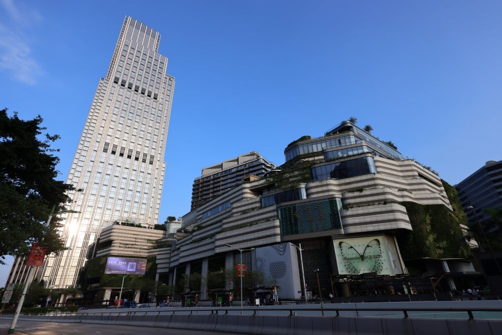 The force was alerted to the incident at K11 Artus at 11.47pm on Monday. Photo: Jelly Tse