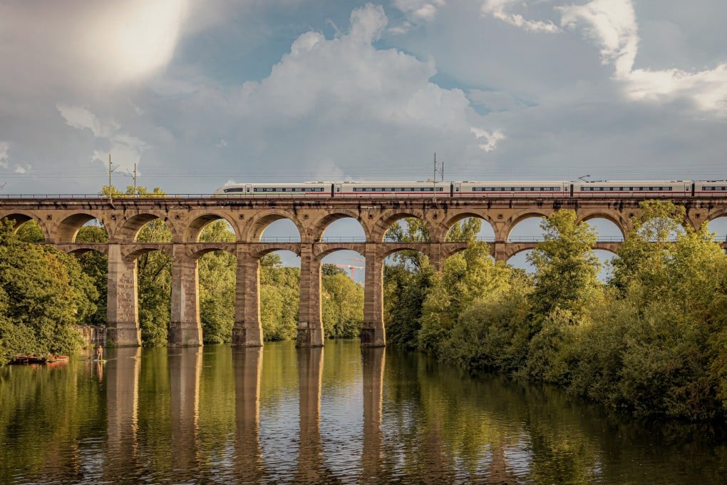 An ICE train crosses a viaduct in Baden-Württemberg, a state in southwest Germany bordering France and Switzerland. Photo: Getty Images