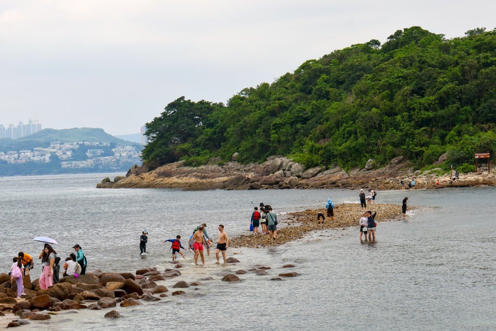 Visitors flock to Sharp Island in Sai Kung on the first day of mainland China’s Labour Day holiday. Photo: Dickson Lee