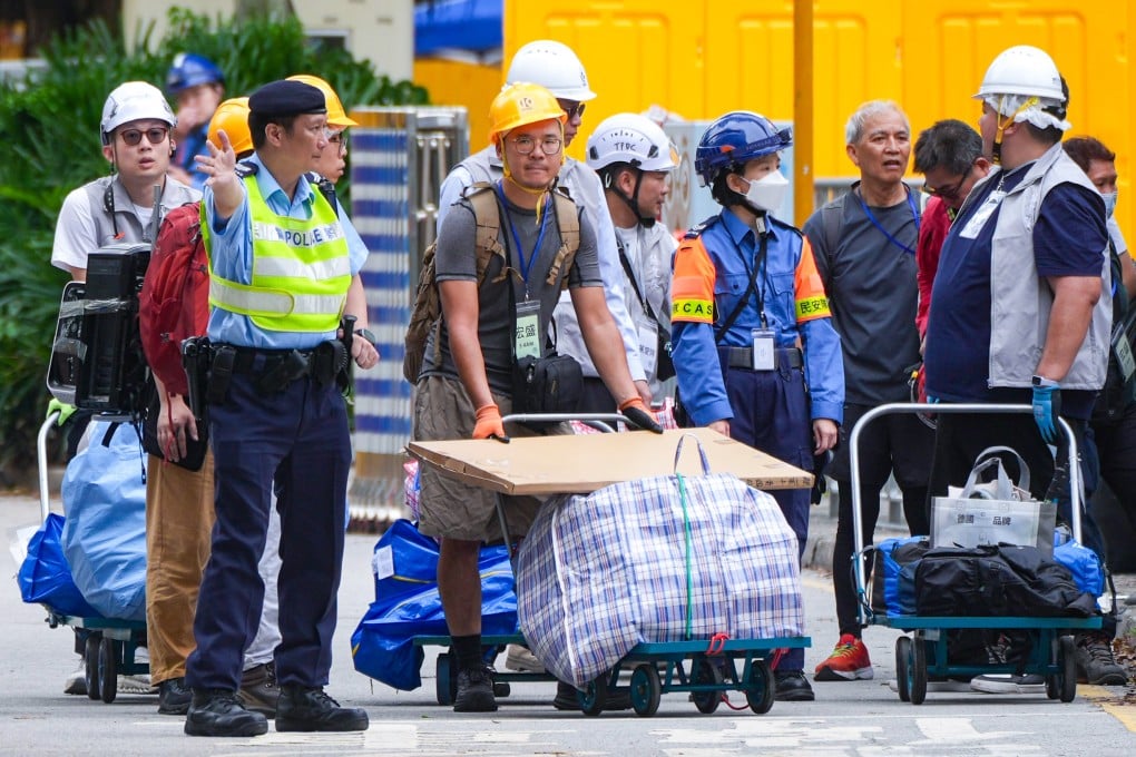 According to the government, more than 1,000 personnel from various departments were deployed each day of the operation. Photo: Eugene Lee