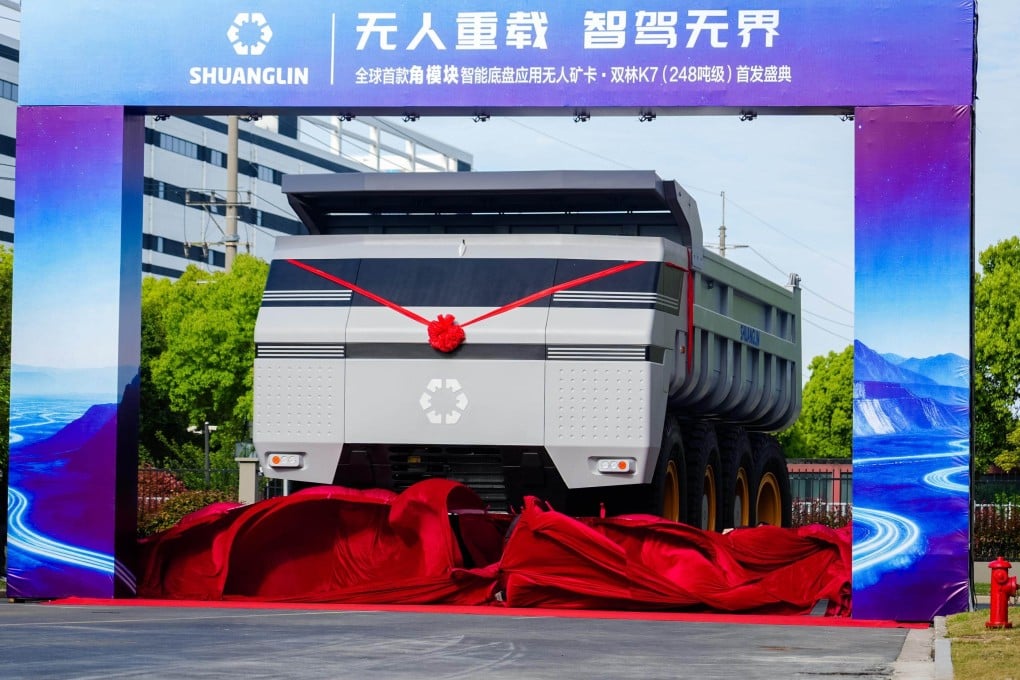The massive Shuanglin K7 can perform demanding moves such as on-the-spot turns. Photo: Science and Technology Daily