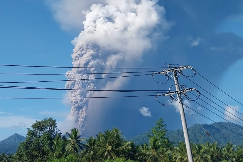 Mount Dukono spews volcanic material up to the sky during an eruption in North Halmahera, Indonesia, on Friday. Photo:  Indonesia’s Vulcanology and Geological Disaster Mitigation Centre/EPA