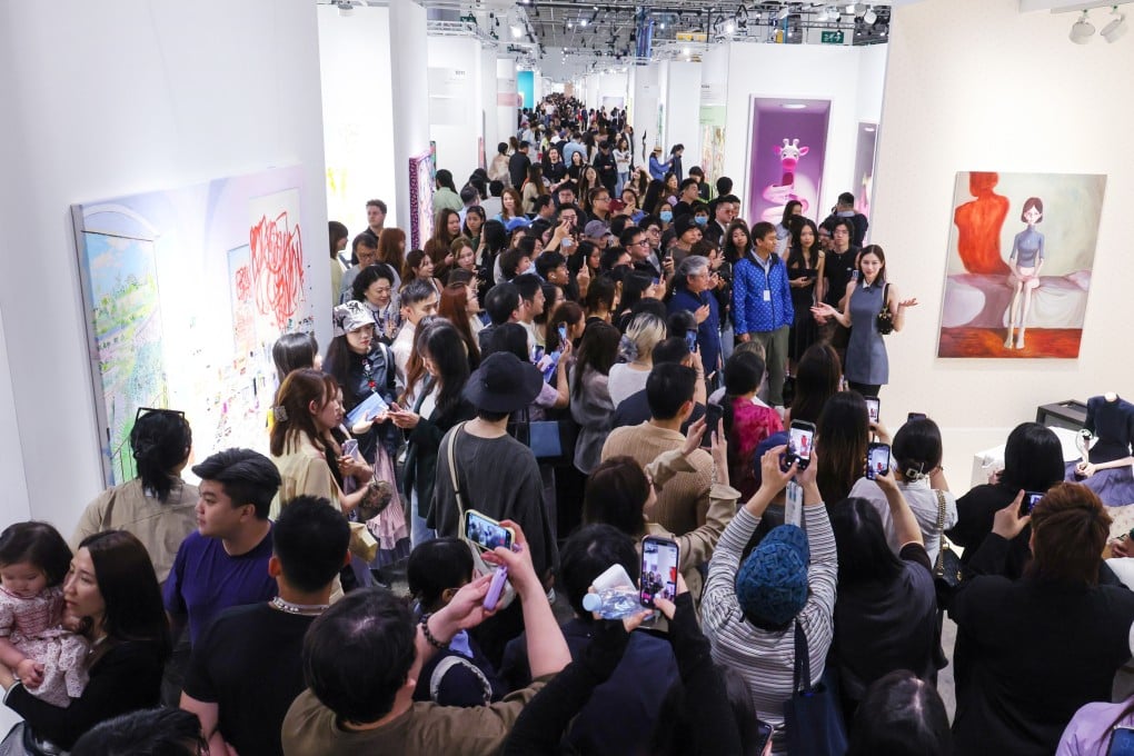 People pack the aisles at the Hong Kong Convention and Exhibition Centre on the final public day of Art Basel Hong Kong 2026 on March 29. Photo: Dickson Lee