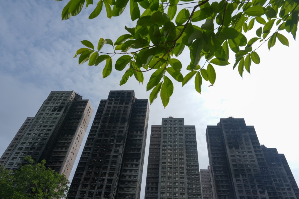 In an online briefing, Wang Fuk Court residents were told that remaining renovation funds will be refunded in line with what each owner has paid. Photo: Sam Tsang
