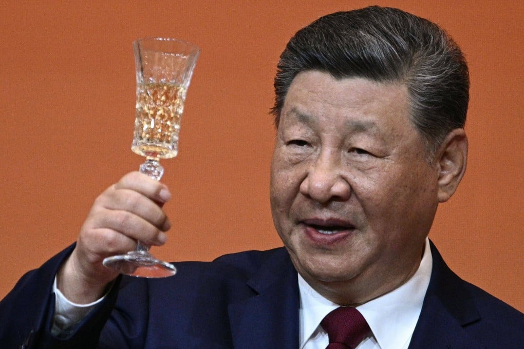 A toast to two countries at the Great Hall of the People on Thursday. Photo: AFP