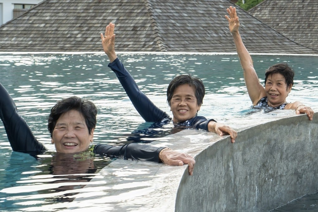 A Harvard University study found that people with higher optimism scores were less likely to develop dementia. One way to become more optimistic is to surround yourself with like-minded people. Photo: Shutterstock