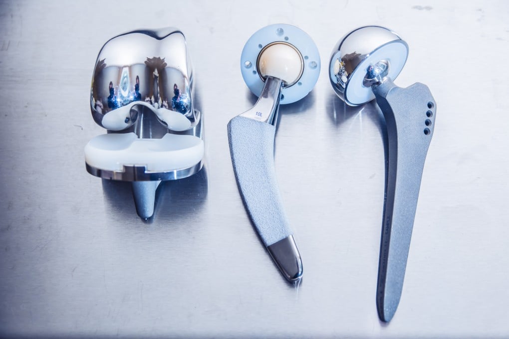 Titanium is widely used in surgical implants, ranging from bone pins to knee and hip replacements, but it carries an infection risk. Photo: Shutterstock