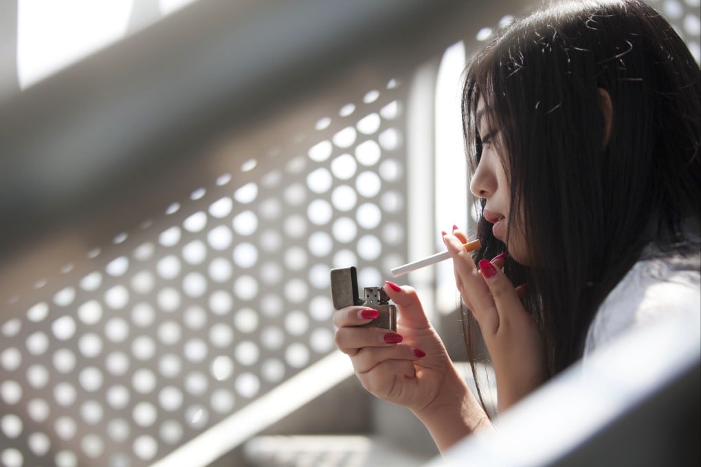 A university student in China complained about the lack of benches in the smoking area, reigniting heated debates about public smoking. Photo: Shutterstock