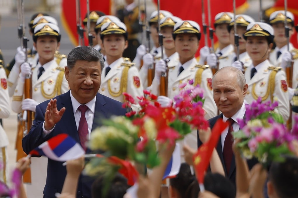 Chinese President Xi Jinping and Russian leader Vladimir Putin attend a welcome ceremony in Beijing on Wednesday. Photo: AP