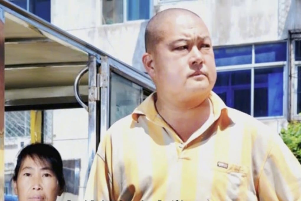A man dubbed China’s “most devoted fraudster” forged documents to give wife free dialysis treatments; his case resurfaced recently, reigniting national debate over medical insurance and compassion. Photo: Baidu
