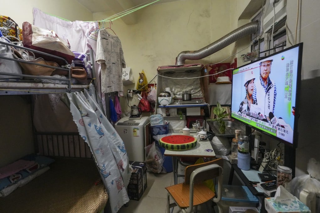 As many as two-thirds of 158 subdivided housing tenants supported by an NGO in Hong Kong have shown signs of anxiety or depression. Photo: Sun Yeung