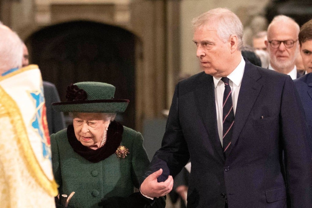 Queen Elizabeth (left) and former prince Andrew at Westminster Abbey in London in 2022. Photo: AFP