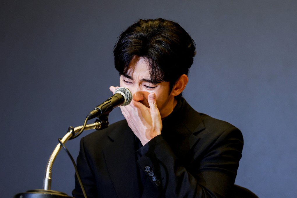 Kim Soo-hyun emotionally denies dating Kim Sae-ron when she was a minor