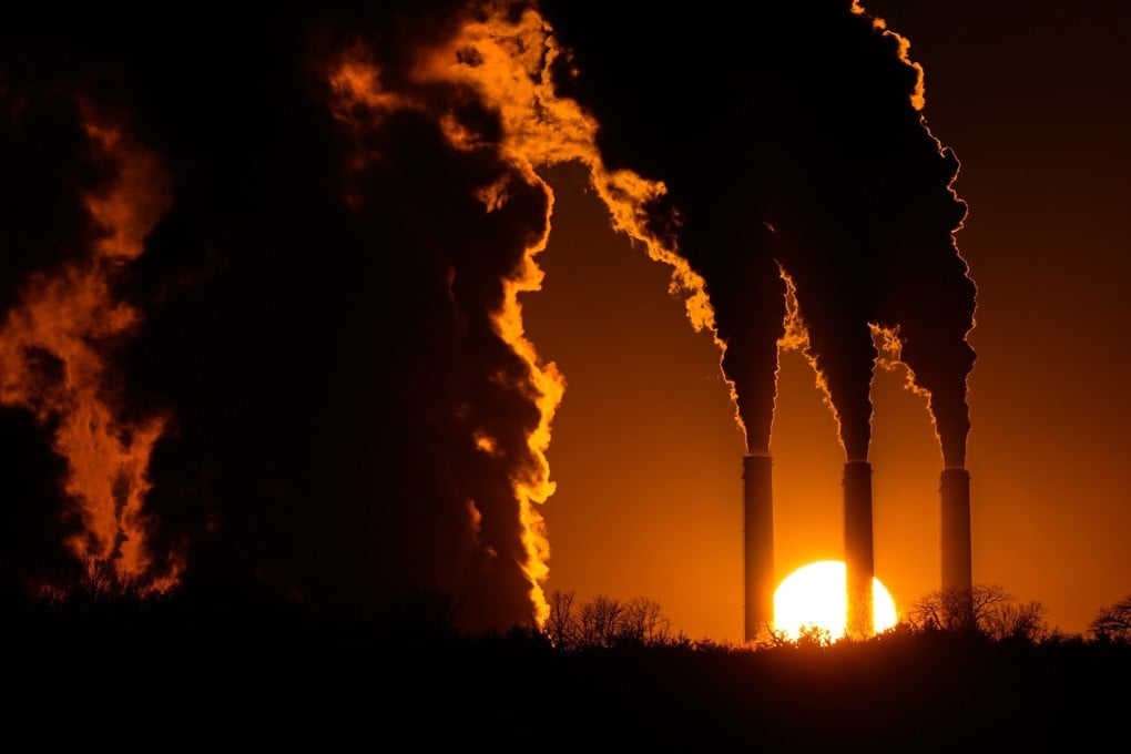 The Jeffrey Energy Centre coal-fired power plant is seen at sunset near Emmett, Kansas, on January 3. Investors’ appetite for asset-heavy alternatives to tech stocks has helped the energy sector perform nearly as well as tech in the past year. Photo: AP