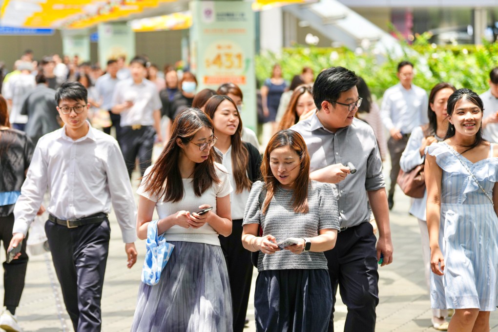 The revamped appraisal system that denies salary increments to underperforming Hong Kong civil servants is set to be implemented in October. Photo: Karma Lo