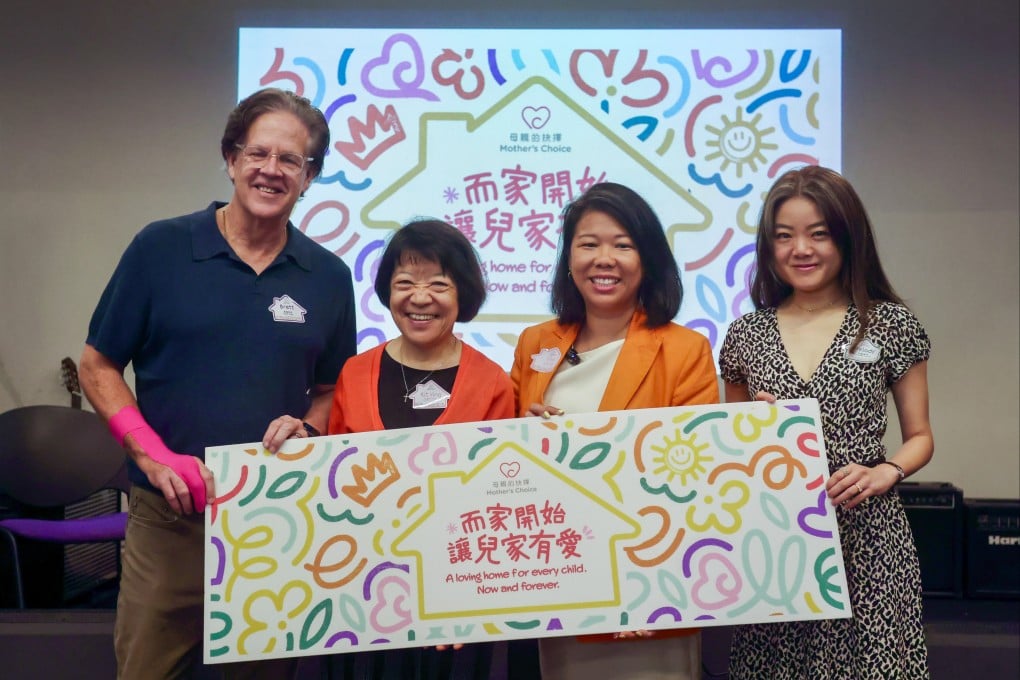 Brett Hilliard, senior pastor of Island Evangelical Community Church (left) joins Mother’s Choice community ambassador Chan Kit-ying, CEO Sky Siu and Havas Hong Kong business director Melody Chan to mark the 10th anniversary of the charity’s self-funded Project Bridge programme. Photo: Jonathan Wong