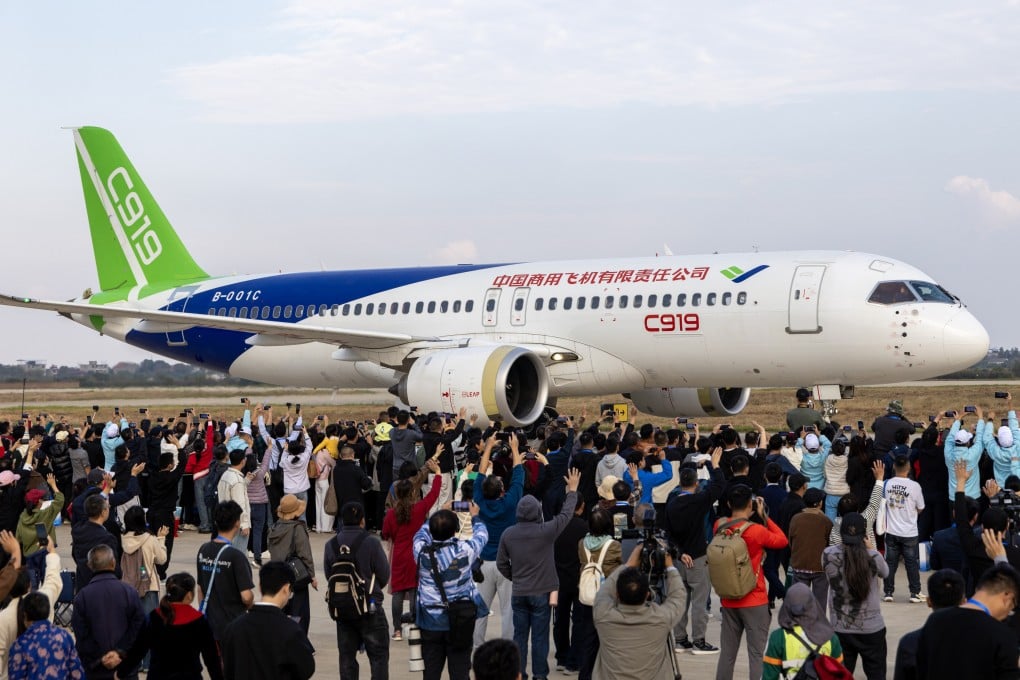 Spectators view China’s C919 aircraft during the 2025 Nanchang Air Show and Aviation Industry Expo at Yaohu Airport in Nanchang, Jiangxi Province. Photo: VCG/VCG via Getty Images
