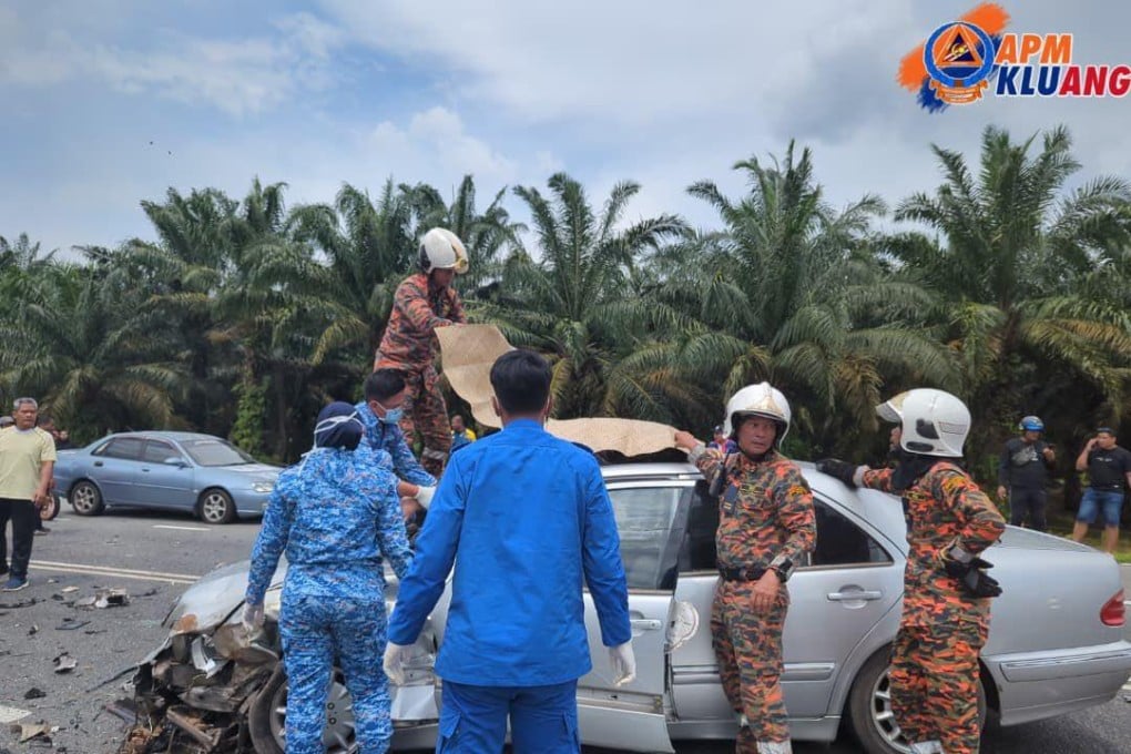 A crash that killed five people in Johor has highlighted Malaysia’s road safety issues and sparked calls for stricter enforcement. Photo: Facebook/ApmKluang