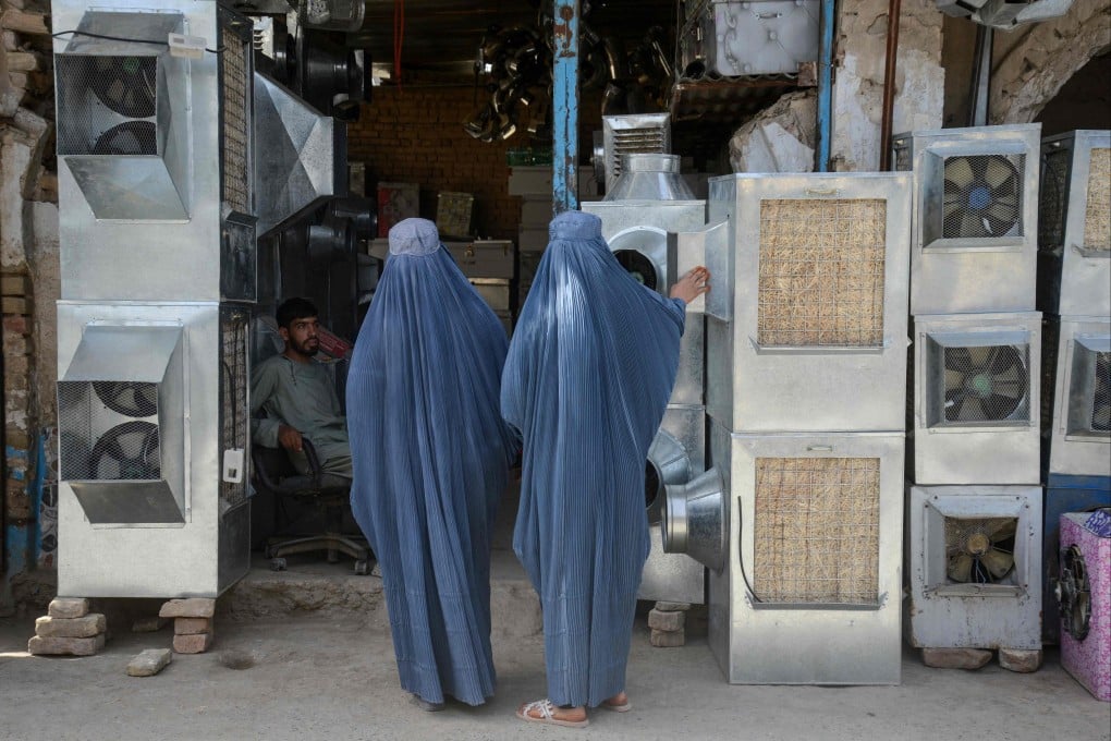 Afghan burka-clad women at a market in Kandahar on June 2, 2026. Photo: AFP