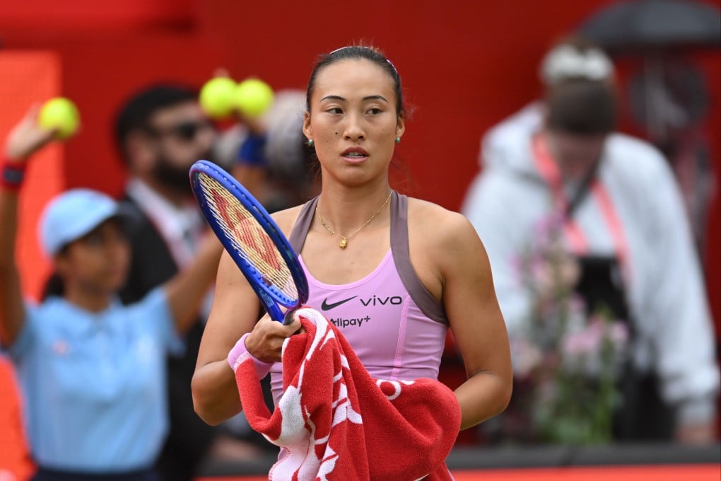 Zheng Qinwen has lost again, this time to Jaqueline Cristian of Romania at the Queen’s Club Championships. Photo: Xinhua