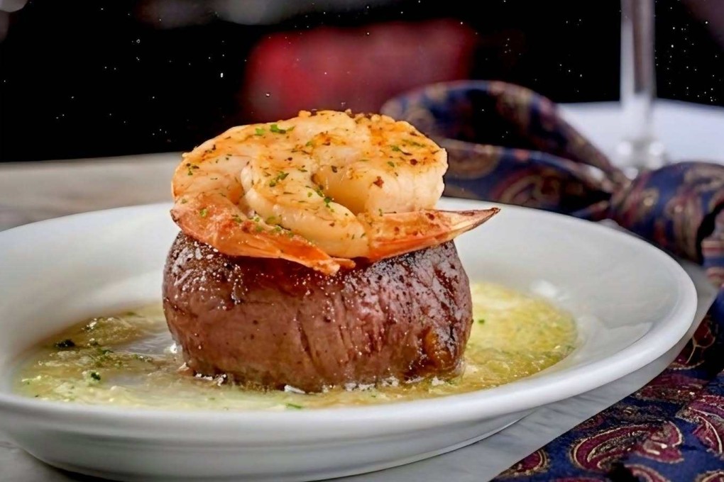A classic surf-and-turf meal at Ruth’s Chris Steak House in Admiralty. The steakhouse is one of the favourite Hong Kong restaurants of Zinc Leung, chef-owner of omakase restaurant Sushi Zinc. Photo: Instagram/@ruthschrishk