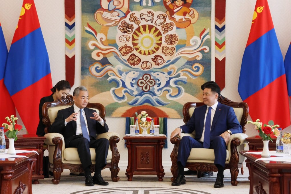 Chinese Foreign Minister Wang Yi meets with Mongolian President Ukhnaagiin Khurelsukh on Saturday. Photo: Xinhua