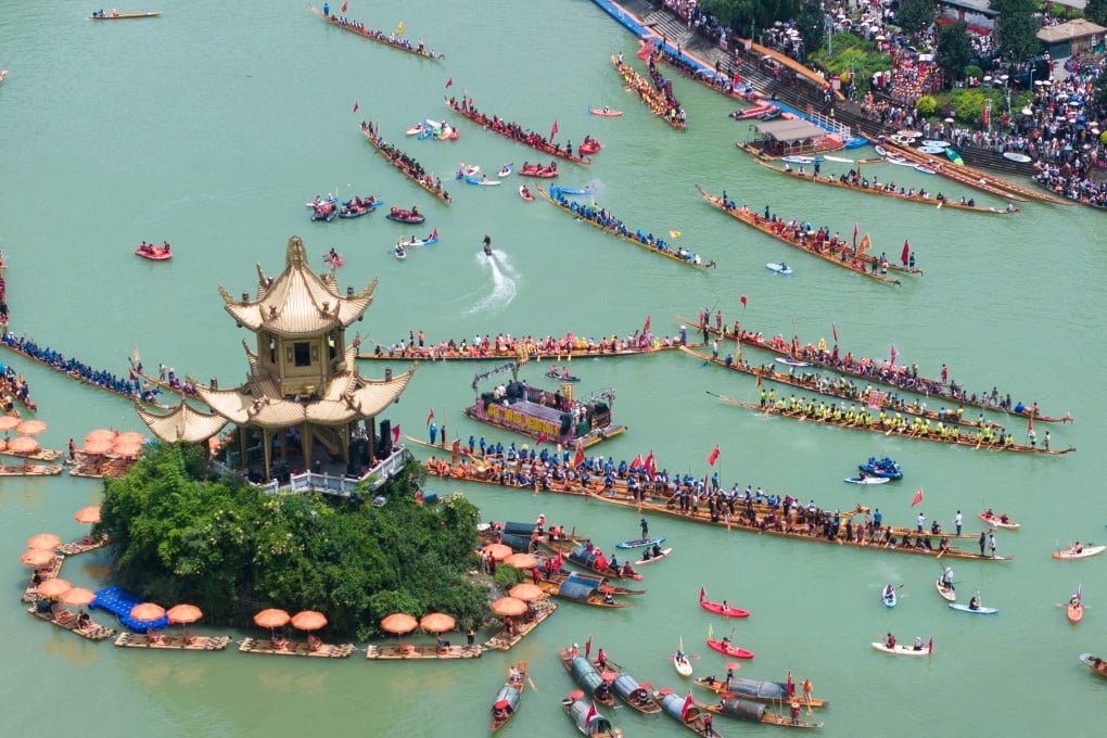 Dragon boat crews take part in a waterborne parade in Tongren, southwest China’s Guizhou province, ahead of the Dragon Boat Festival holiday. Photo: Xinhua
