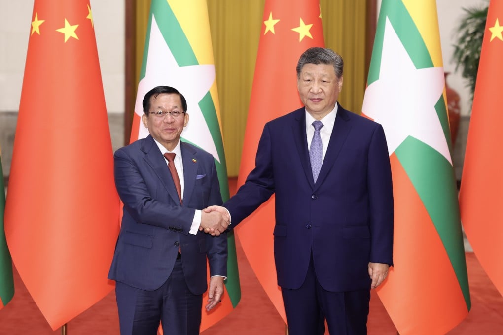 Chinese President Xi Jinping holds talks with Myanmar President Min Aung Hlaing at the Great Hall of the People in Beijing on June 16. Photo: Xinhua