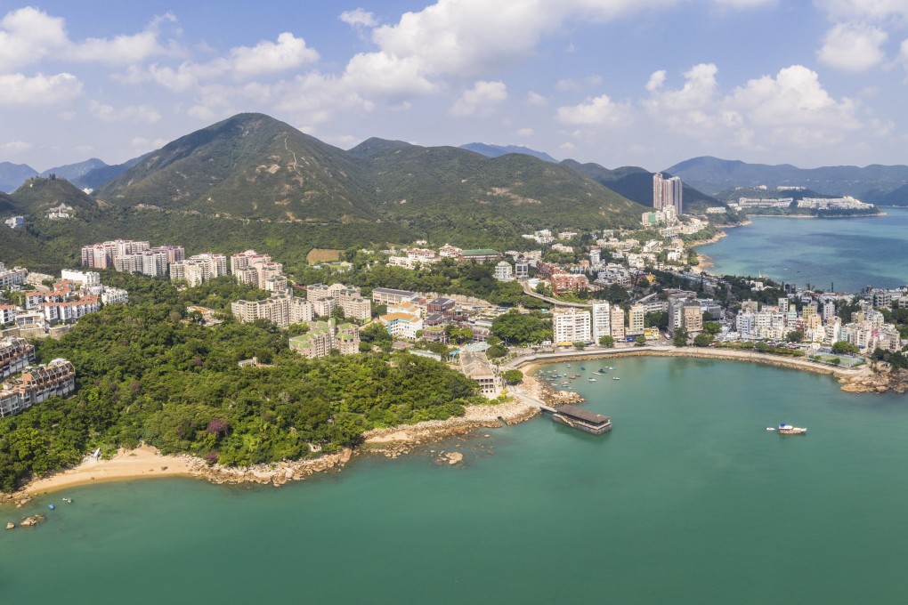Properties in traditional luxury districts such as Stanley, Repulse Bay and The Peak continue to attract interest when offered at meaningful discounts. Photo: Shutterstock