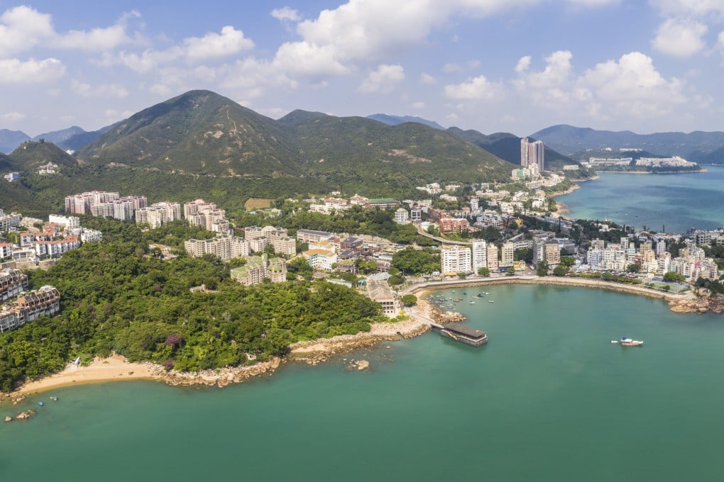 Properties in traditional luxury districts such as Stanley, Repulse Bay and The Peak continue to attract interest when offered at meaningful discounts. Photo: Shutterstock