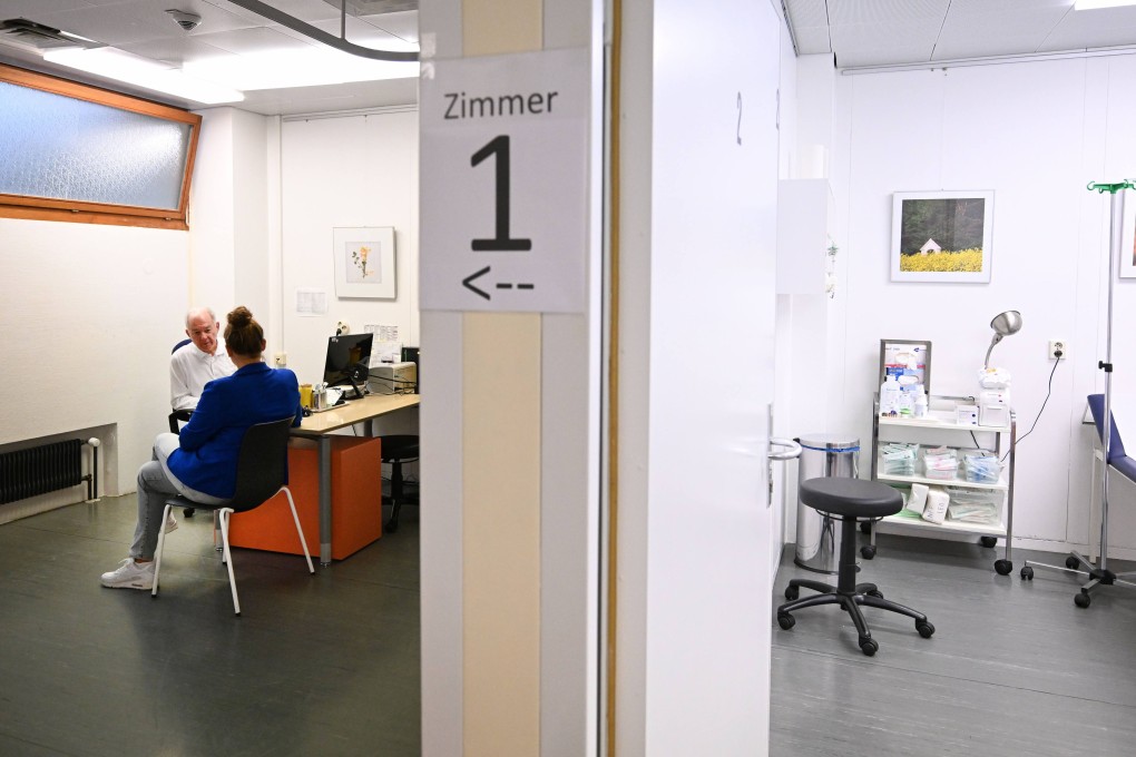 A doctor’s room in Germany. A 40-year-old palliative care doctor in Germany is alleged to have administered a “lethal mixture of various drugs” to his victims, who were between 25 and 87 years old. Photo: dpa